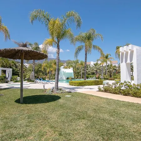 2237-modern With Private