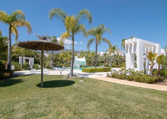 2237-modern With Private